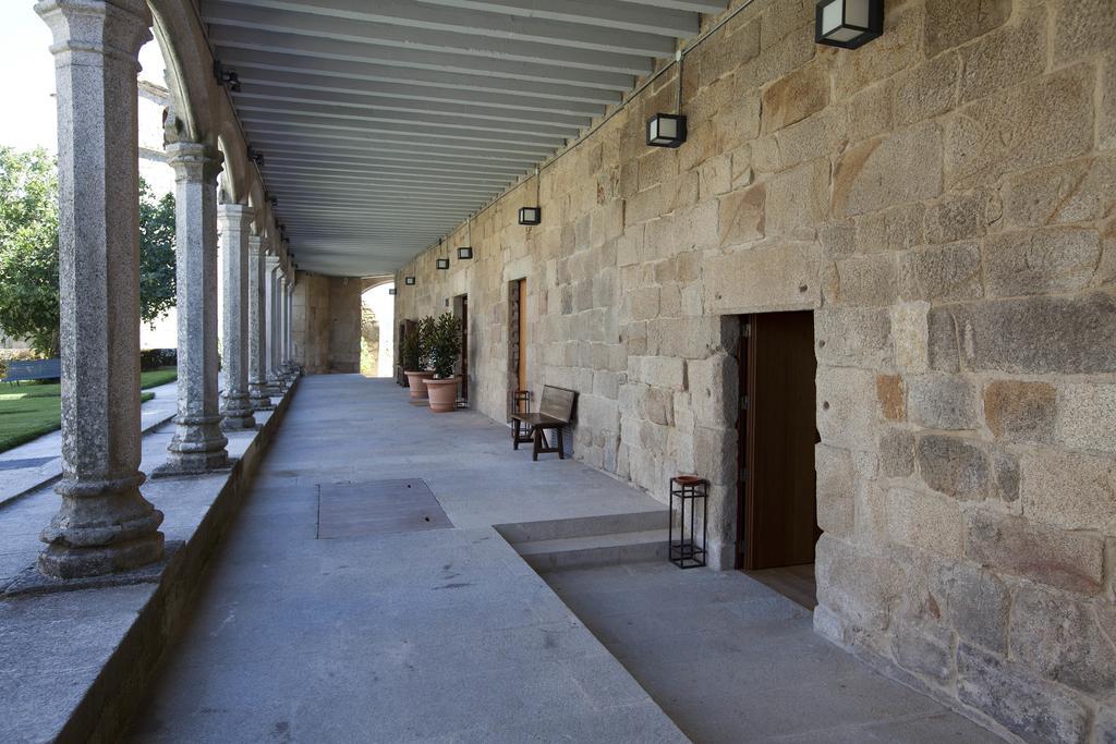 Parador Castillo De Монтеррей Экстерьер фото